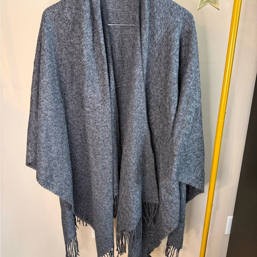 H&M Charcoal Marled Fringe Poncho Wrap One Size Open Front Cape
